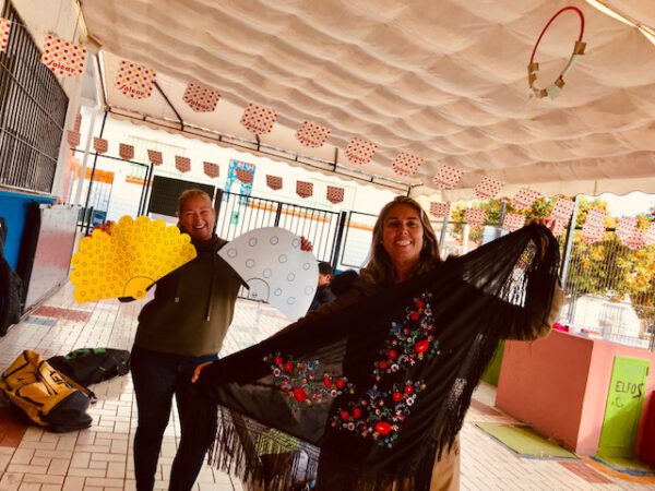 Patio decorado para el Día de Andalucía