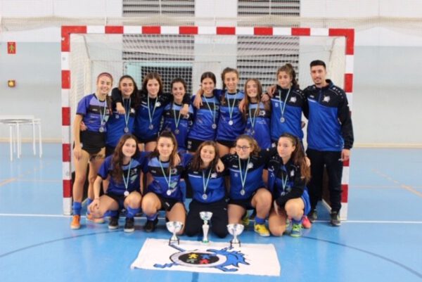 ENHORABUENA A NUESTRO EQUIPO CADETE FEMENINO DE HOCKEY